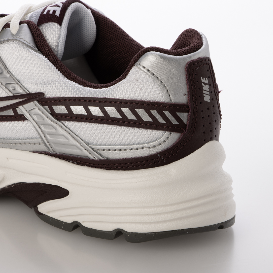 【NIKE】ナイキ◇INITIATOR スニーカー Nike Initiator Men's Running Shoe. Nike JP