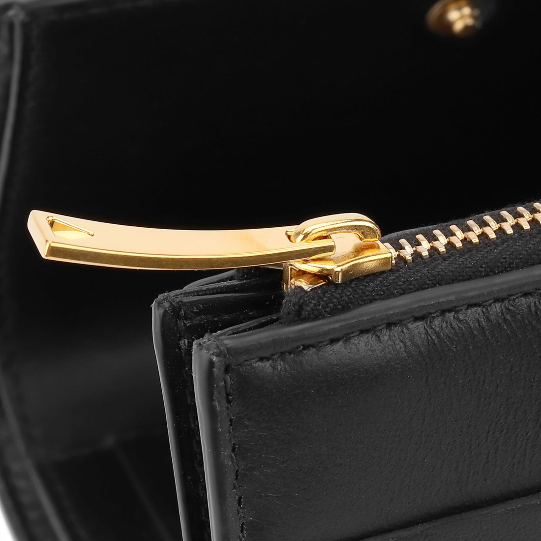ボッテガヴェネタ財布 カセット 三つ折り 814686 VCQC1 ブラック BOTTEGA VENETA ボッテガヴェネタ 三つ折り財布 CASSETTE