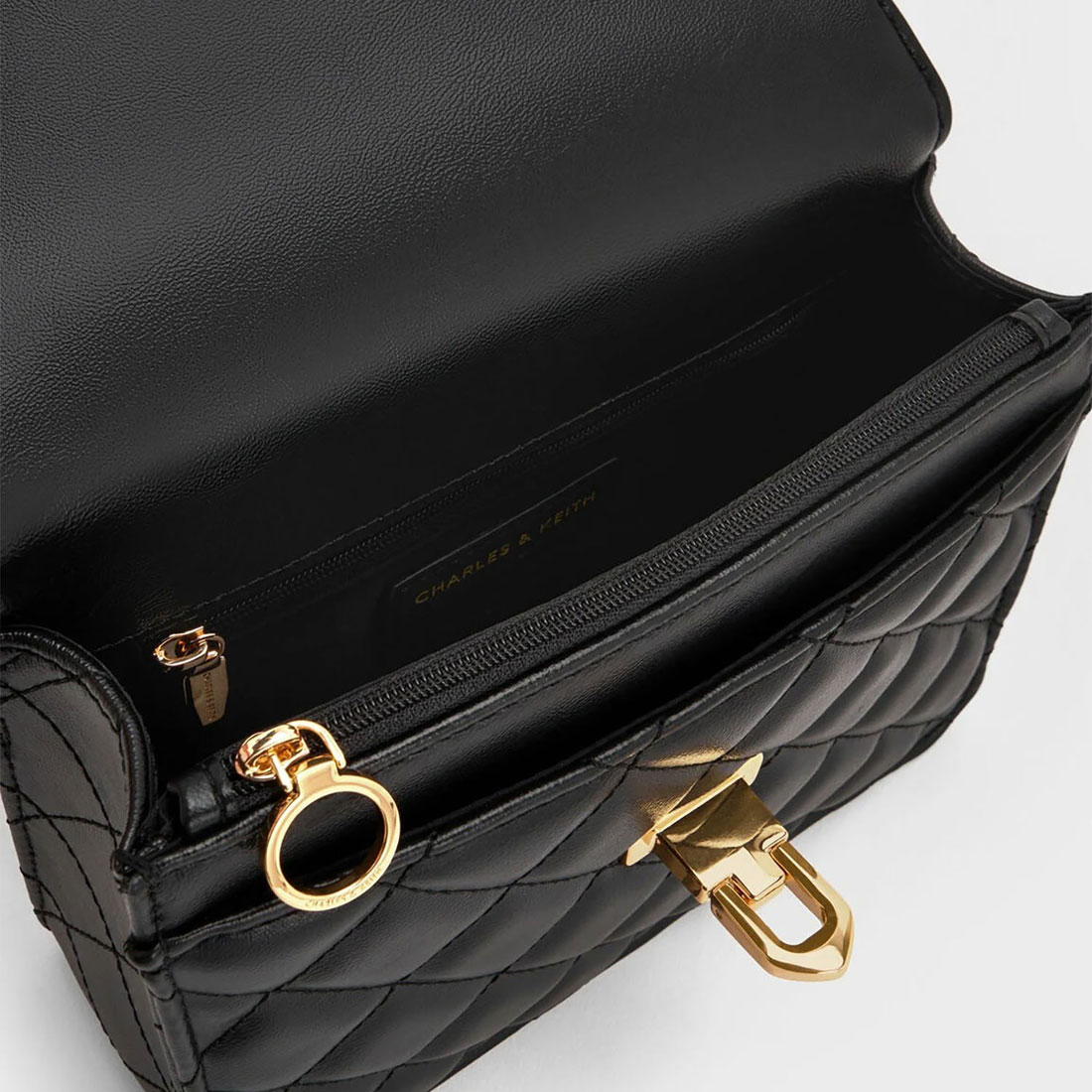 CHARLES&KEITH◆Cressida プッシュロック トップハンドルバッグ Cressida クレシダ キルトプッシュロックトップハンドルバッグ