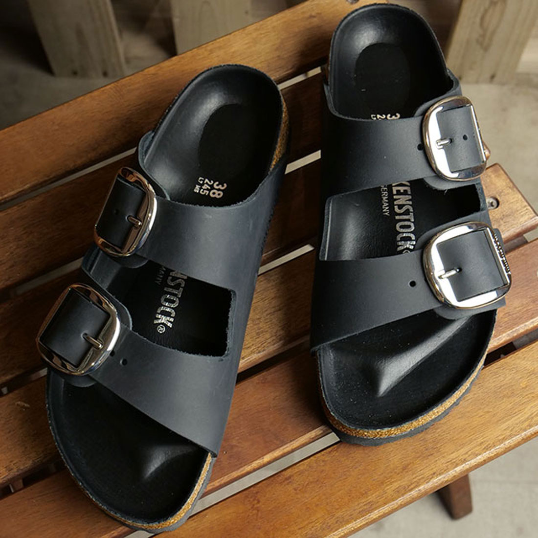 BIRKENSTOCK ブラック サボサンダル 38 ビルケンシュトック BIRKENSTOCK ARIZONA BIG BUCKLE BLACK