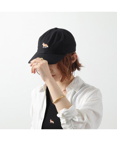 メゾンキツネ KITSUNE スナップバック ベースボールキャップ　ホワイト MAISON KITSUNE メゾンキツネ ベースボールキャップ/LARGE FOX