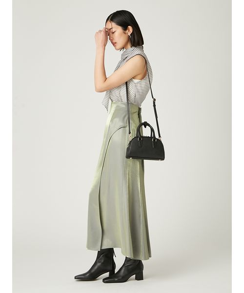 【レディース】  Fay Monogram Crossbody バッグ フェンディ」がバッグ“フェンディ カモン”を発売 美しい曲線を