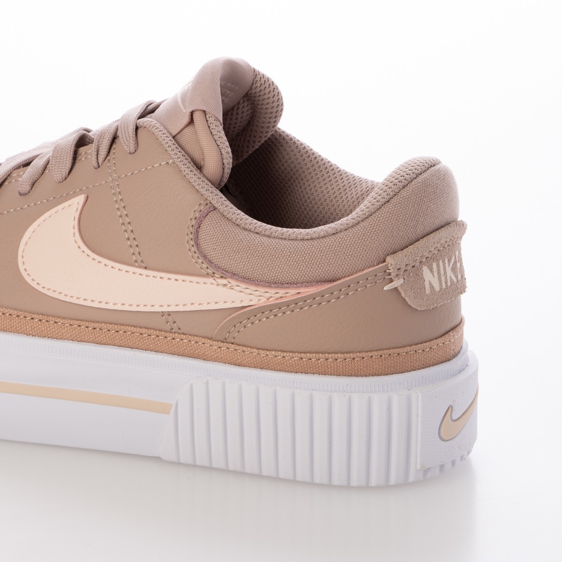 ナイキ NIKE WMNS NIKE COURT LEGACY LIFT DM7590 601(508379379