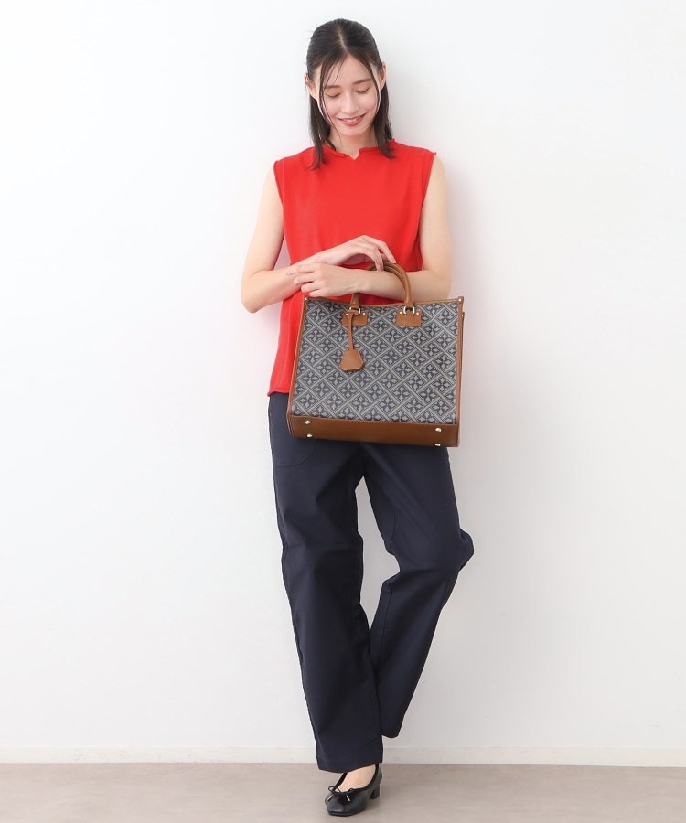 ローラアシュレイ　レザーバッグ　本革 ローラ アシュレイ LAURA ASHLEY 【牛革／ショルダーベルト付き
