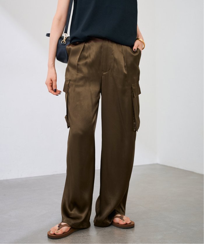 サテンカーゴパンツ♪38ブラック美品 ZARA - ZARA サテン カーゴパンツ Mサイズ ブラックの通販 by