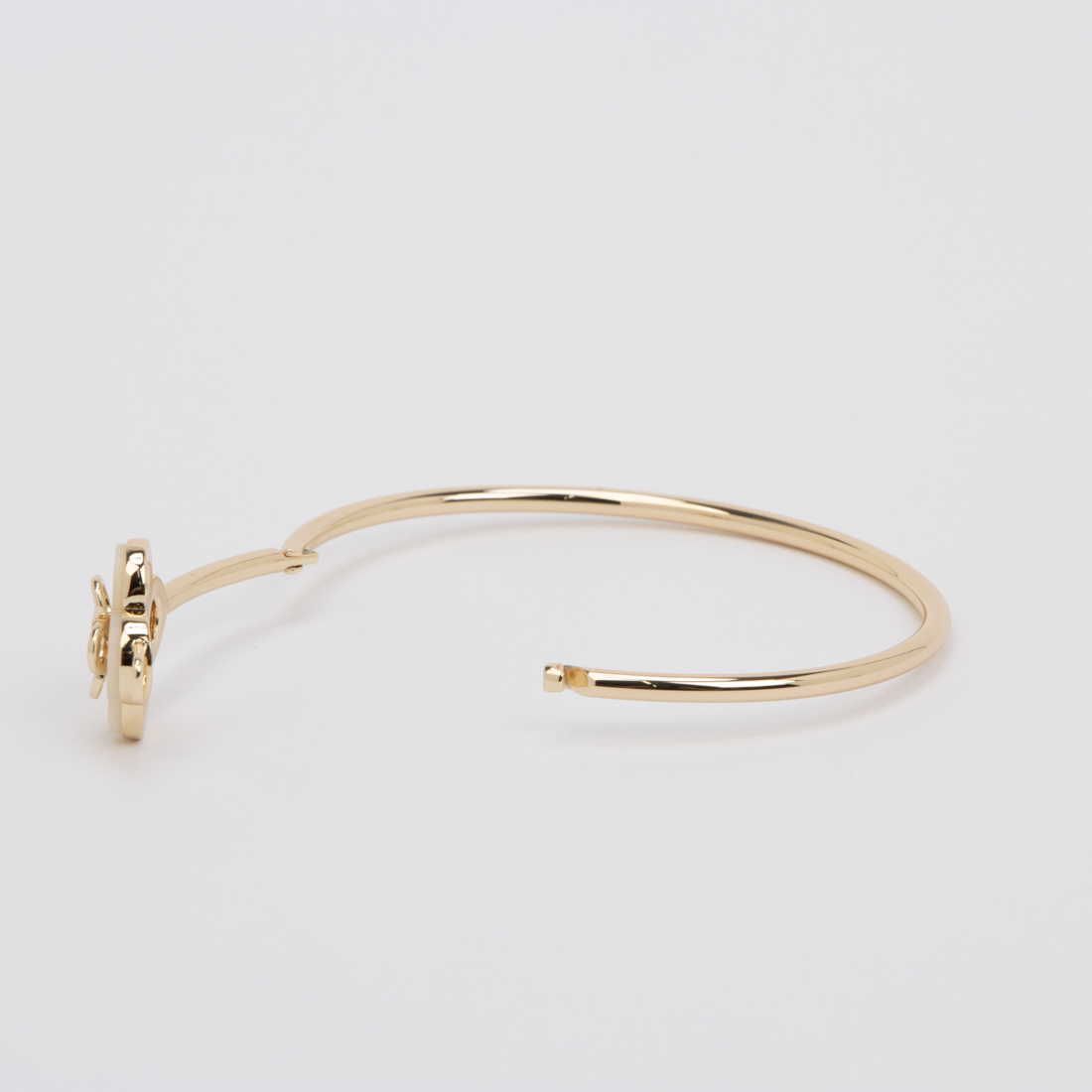 セール 14%OFF】トリーバーチ TORY BURCH Kira Clover Hinge