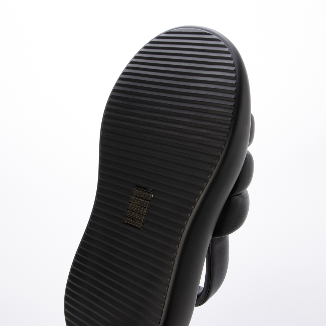 スティーブ マデン STEVE MADDEN ストラップ付パフィーサンダル