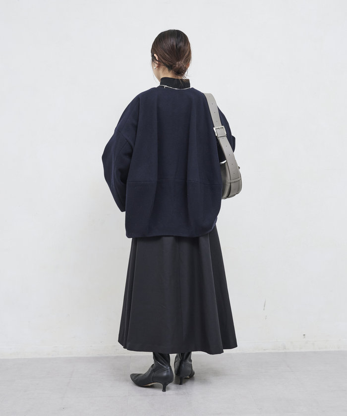 ビアズリー　後ろぷっくりウールショートコート美品サイズ０ BEARDSLEY コート アウター 後ろぷっくりウールショートコート