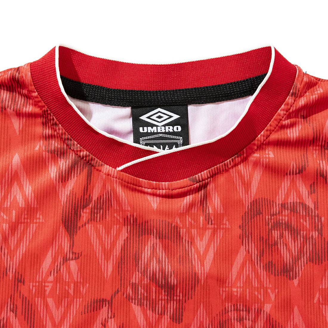 【新品】Umbro レッド サッカーウェア Mサイズ 楽天市場】アンブロ（カラーレッド）（サッカー・フットサル