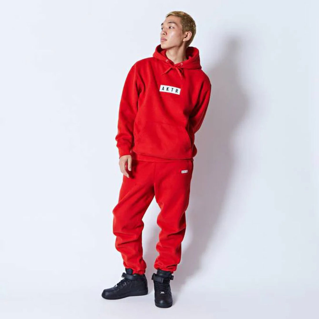 セール40%OFF】アクター AKTR AKTR AKTR LOGO SWEAT PANTS