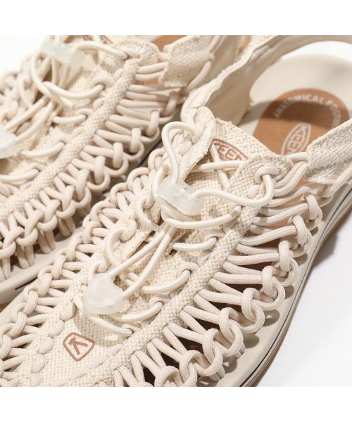 セール】KEEN サンダル UNEEK CANVAS バンジーコード 軽量
