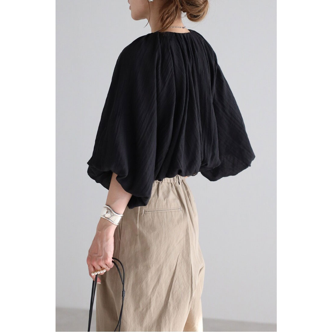 ボンジュールサガン BONJOUR SAGAN フロントジップボリュームショートブラウス （BLACK） Bonjour Sagan ブラウス シャツ フロントジップボリューム
