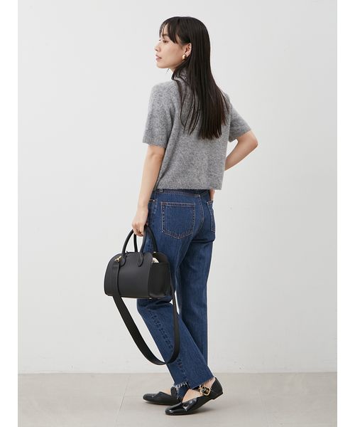 【美品】ミラオーウェン 巾着付きラージボストンバッグ ブラック Mila Owen（ミラオーウェン）の「巾着付きラージボストンバッグ