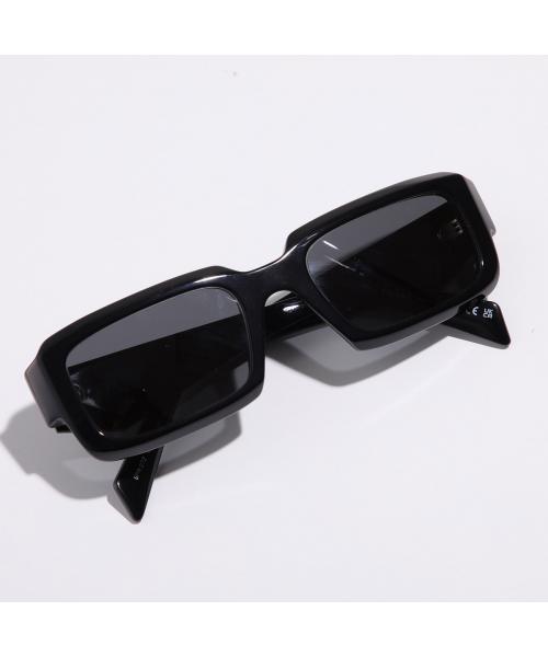 ［早い者勝ち］PRADA スクエアサングラス ブラック Prada Eyewear プラダ シンボル スクエアサングラス | ブラック