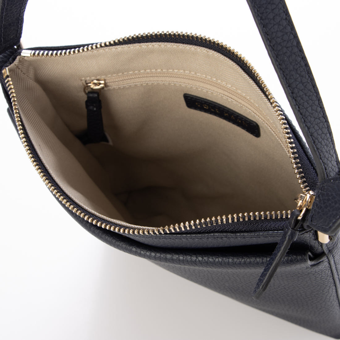 セール 25%OFF】コール ハーン COLE HAAN エミリーレザークロス