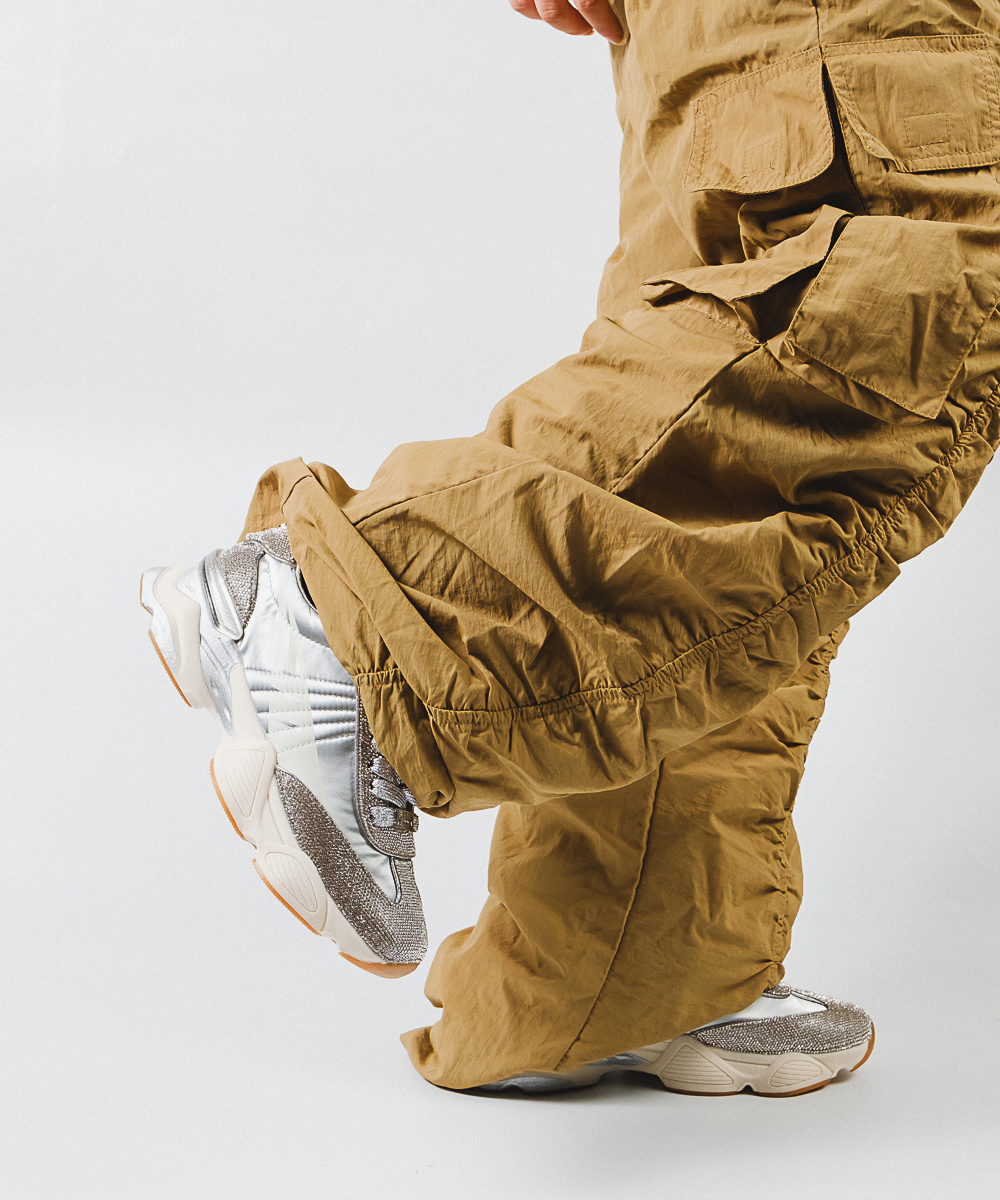 スティーブ マデン STEVE MADDEN ラインストーンスニーカー
