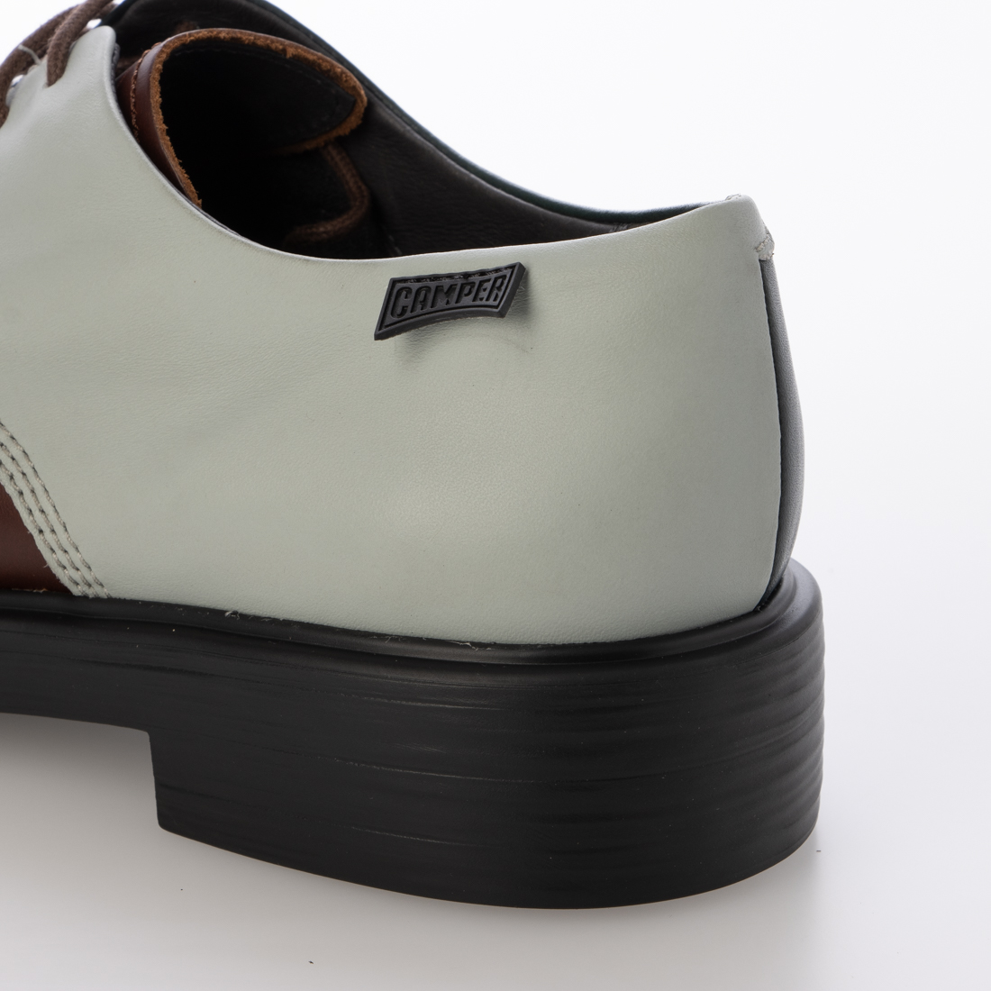 着用1回 CAMPER TWINS 革靴 プレーントゥ 厚底 40(25.5) 着用1回 CAMPER TWINS 革靴 プレーントゥ 厚底 40(25.5)（What's
