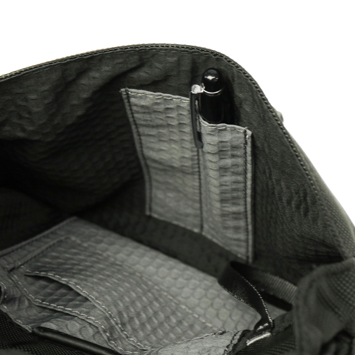 【極美品】 TUMI トゥミ ビジネスバッグ ショルダーバッグ 付属品完備 TUMI - 新品 トゥミ TUMI ショルダーバッグ ハリソン ブラックの