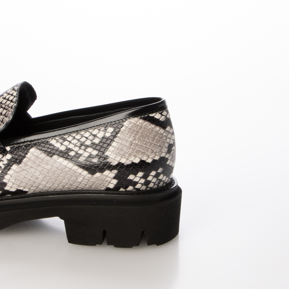 美品　Luca Grossi 黒 ダブルバックル ローファー　37 ルカ グロッシ Luca Grossi タンクソールメタルバックル