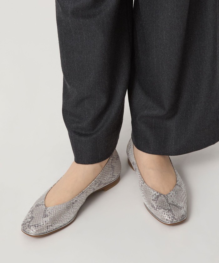 Odette e Odile ソフトVカットフラットシューズ21.5cm ODETTE E ODILE｜ソフトVカット フラット15↓↑ | Rakuten