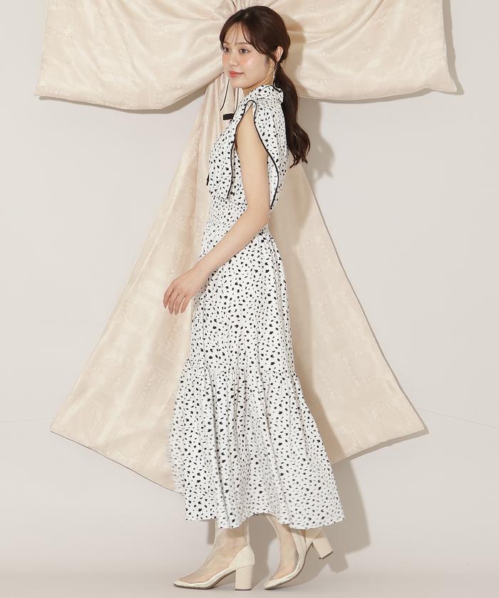 新品タグ付き♡just cavalli♡ジャストカヴァリ♡ティアードワンピース SALE／5%OFF】Discoat 《新色追加》【WEB限定】ジャガードヨウ
