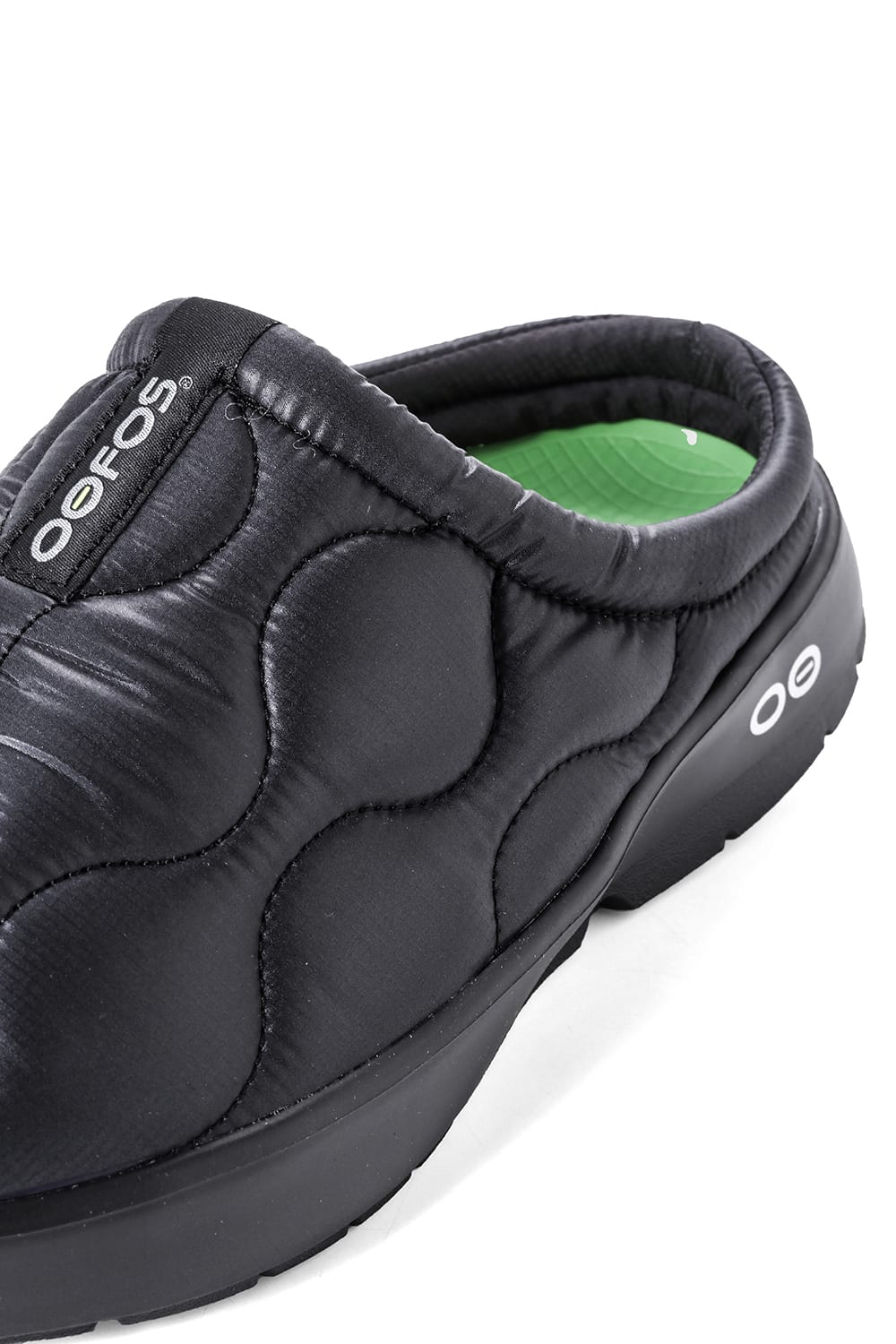 Oofos OOCOOZIE THERMO MULE 26センチ Women's OOcoozie Thermo Mule - Black – OOFOS