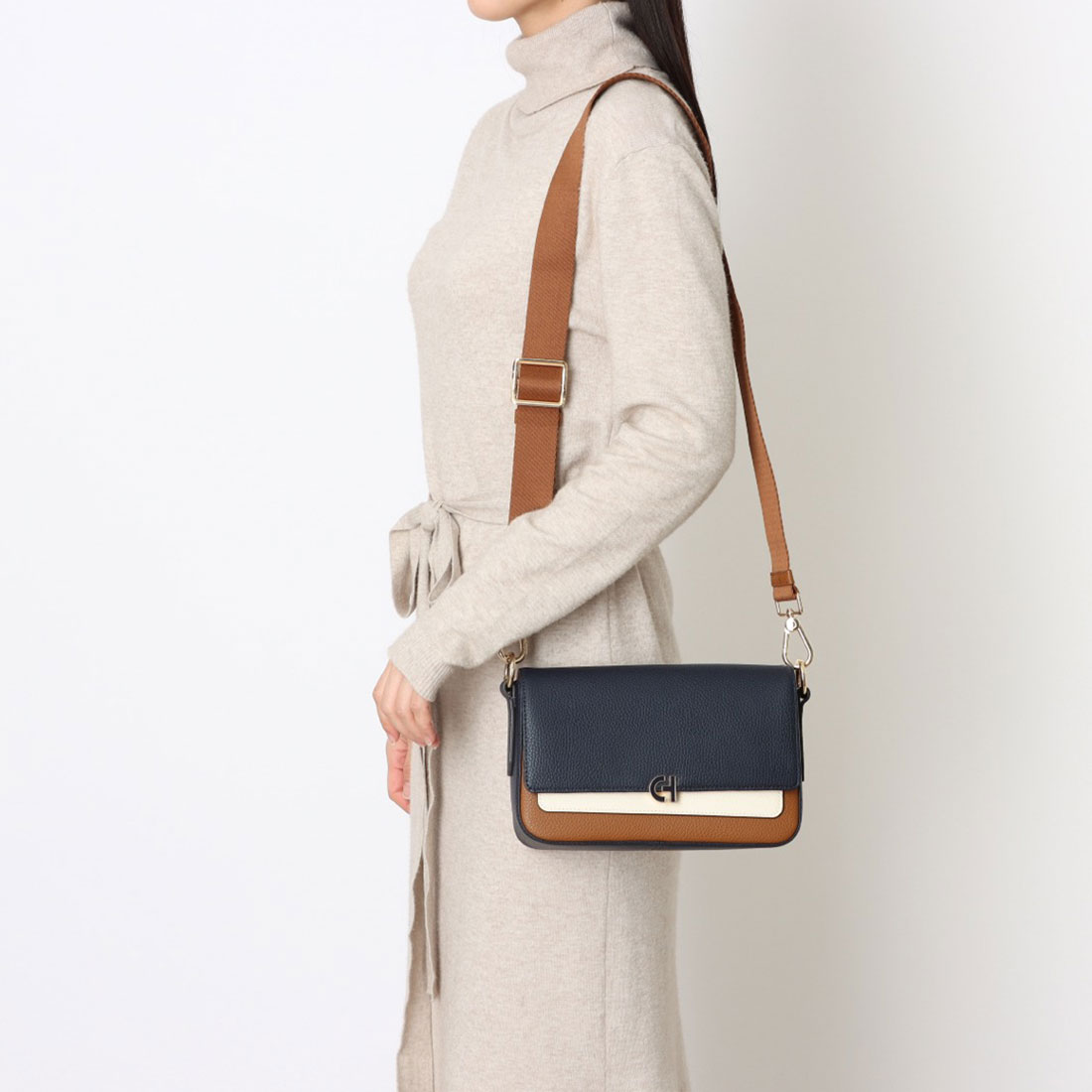 セール】コール ハーン COLE HAAN ミニショルダーバッグ womens