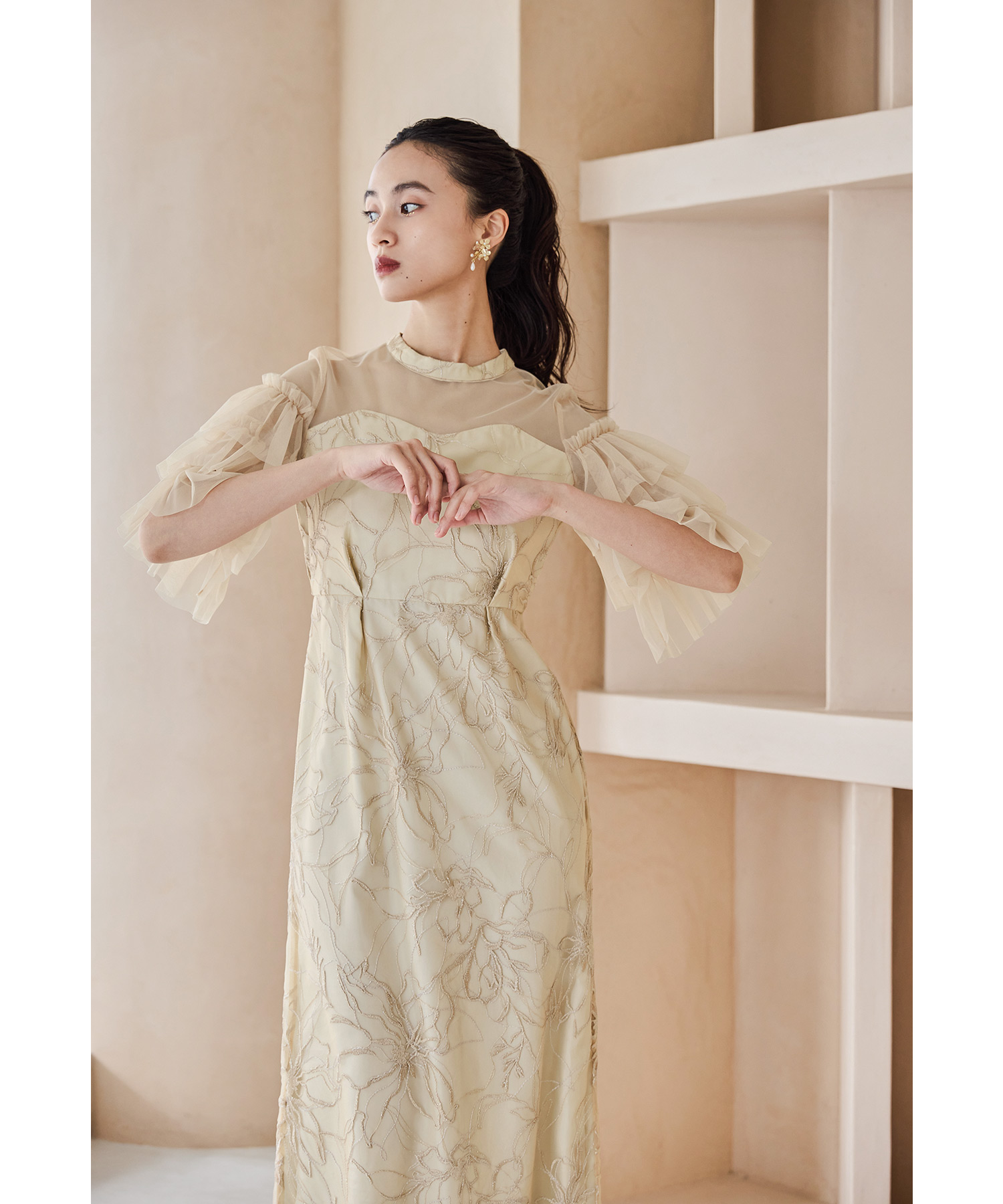 美品‼️niana ニアナアシンメトリー 結婚式オケージョンドレス ニアナ niana 【低身長用サイズあり】フラワーラメ刺繍レース