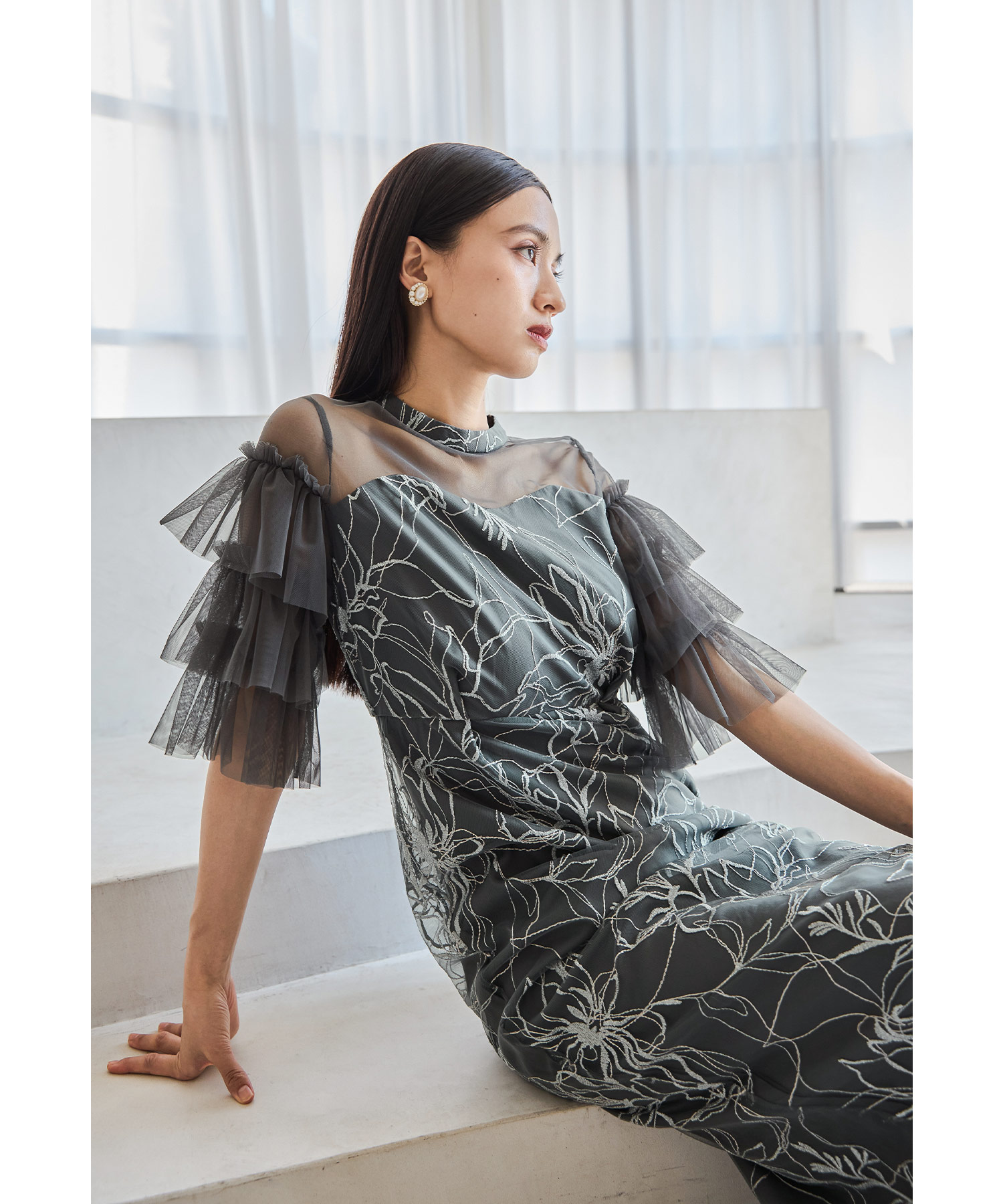 ★値下げしました★ niana オケージョンドレス niana ドレス フリルフレアドレス 結婚式 成人式 同窓会