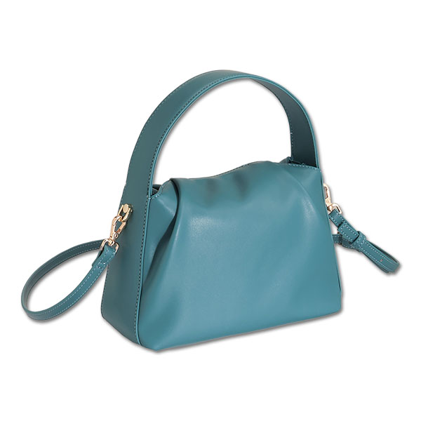 マリークワント MARY QUANT トップフラップ 2WAYショルダー