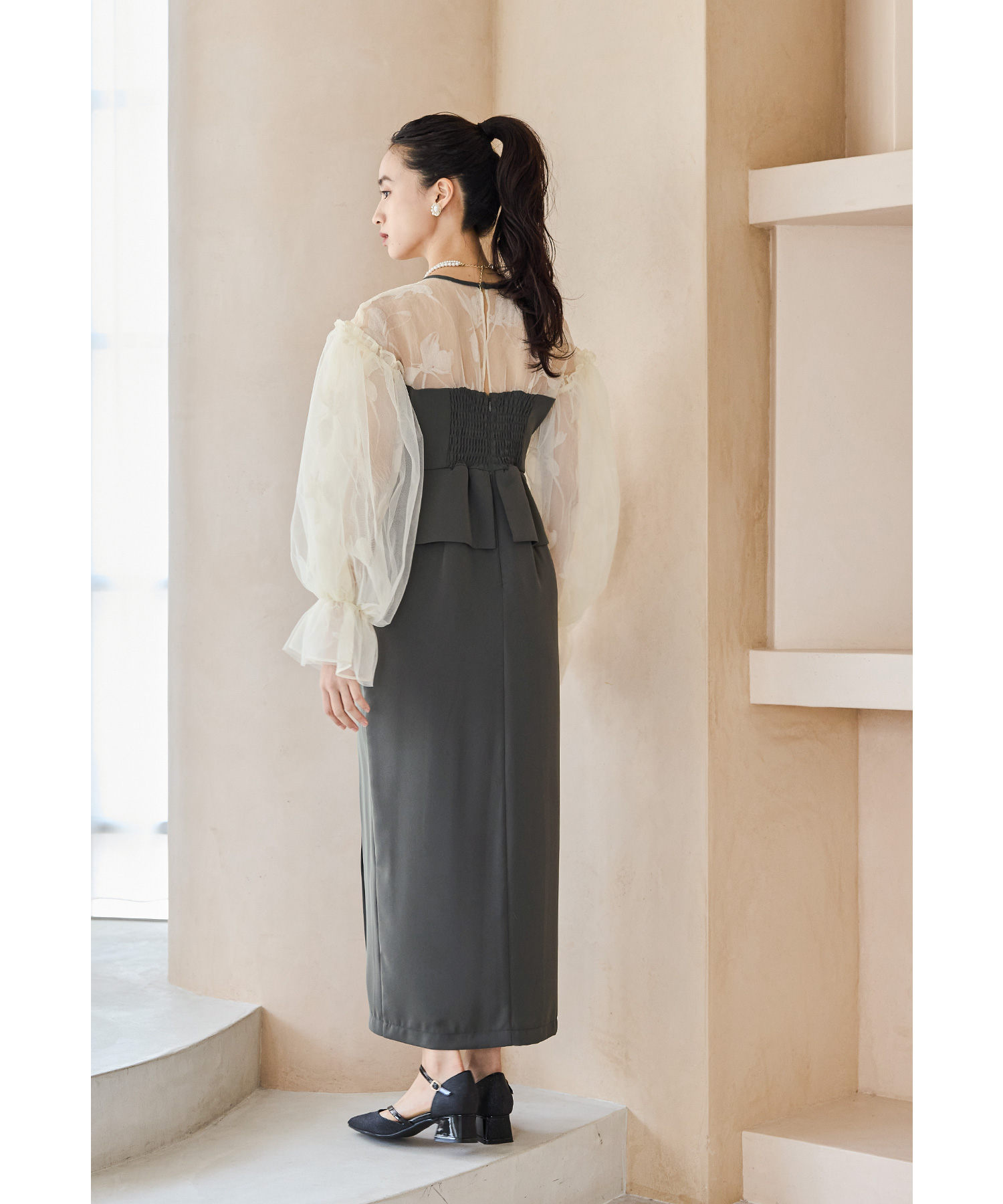 タヌキ【美品】nianaニアナ ビスチェ風パーティドレス 結婚式フォーマル ニアナ niana ビスチェ風トップス ラメチュールワンピース 結婚