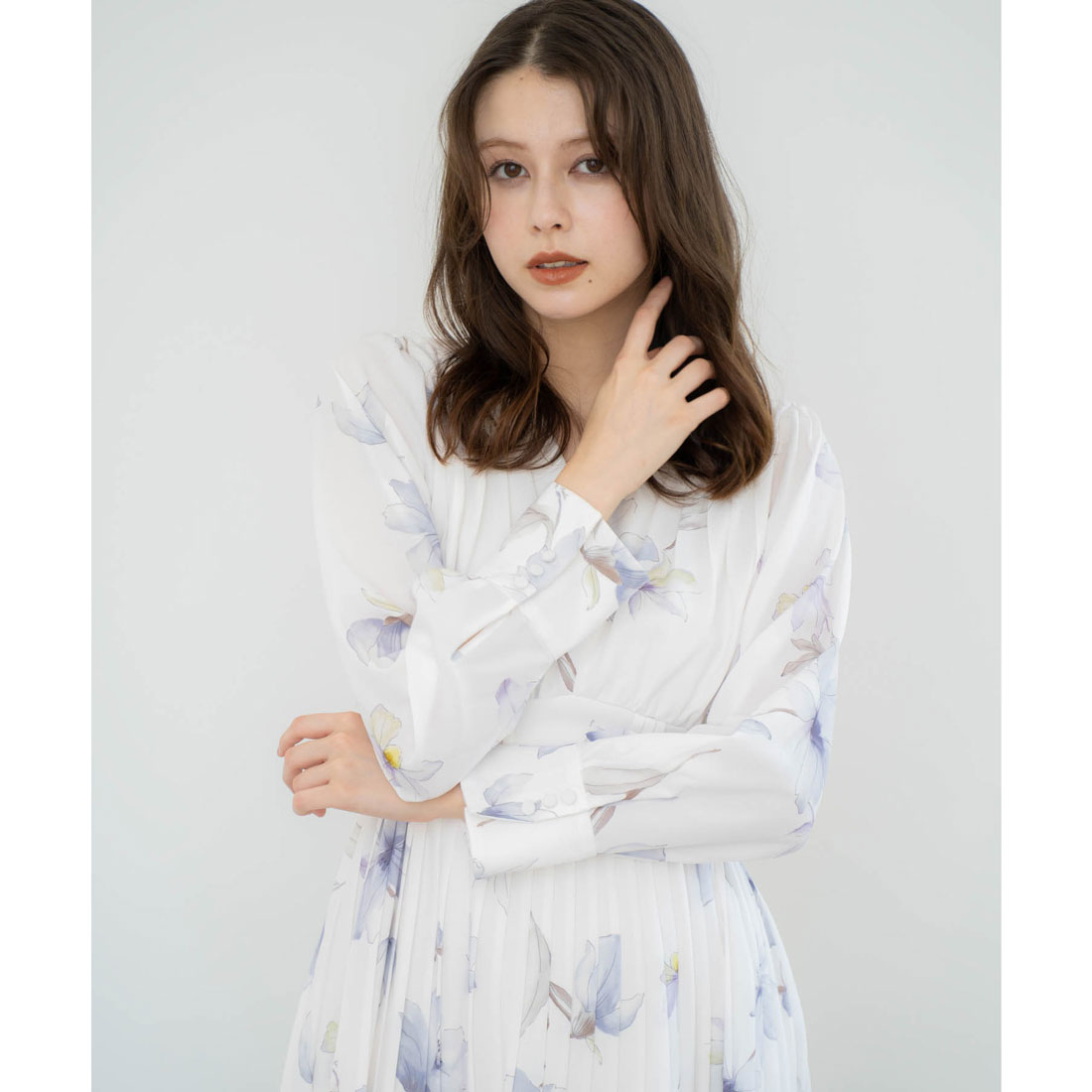 noela フラワープリーツワンピース Sサイズ SSサイズあり】フラワープリーツワンピ | ロングワンピース