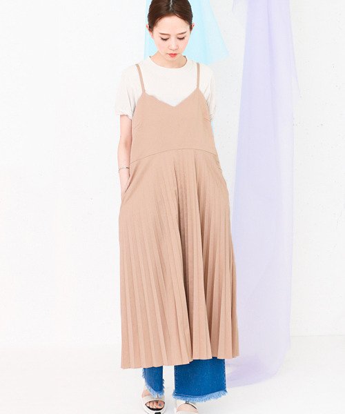 セール Kbf プリーツキャミワンピ アーバンリサーチ アウトレット Urban Research Outlet D Fashion