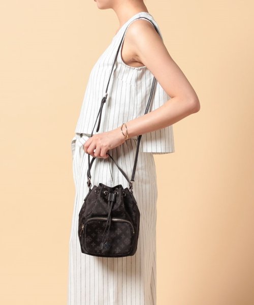 セール Soeru 巾着ミニショルダーバッグ ラシット Russet D Fashion