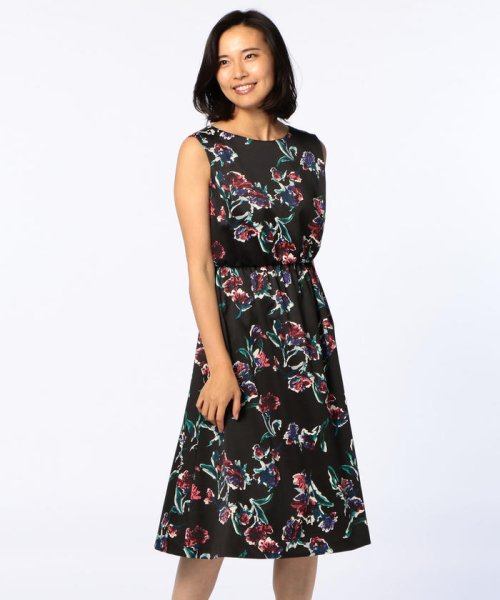 セール 29 Off ペイントフラワーワンピース ノーリーズソフィー Nolley S Sophi D Fashion セール 29 Off ペイントフラワーワンピース ノーリーズソフィー Nolley S Sophi D Fashion