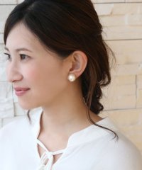 colleca la/【P－4】【14mm】大粒コットンパールピアス・イヤリング/500564573