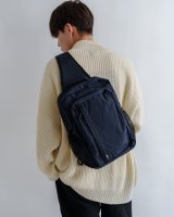 ネイビー