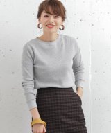 グレー