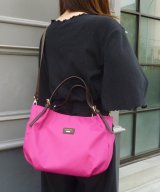 ピンク