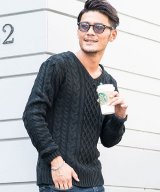 ブラック