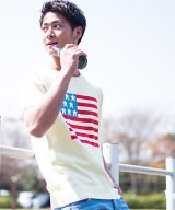 オフホワイト