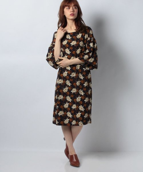 セール 60 Off 花柄袖フレアワンピース インタープラネット Interplanet D Fashion セール 60 Off 花柄袖フレアワンピース インタープラネット Interplanet D Fashion