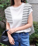 オフホワイト