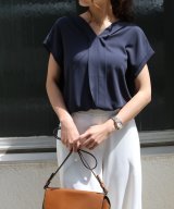 ネイビー