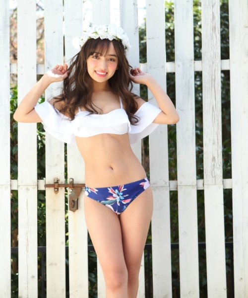 2color フリル オフショルダー ビキニ 上下別柄 バンドゥ 体型カバー 花柄 レディース 水着 リノリノ Rinorino D Fashion