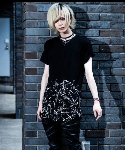 Bernings Sho【バーニングショー】ペイント柄サイドジップロング丈クルーネック半袖Tシャツ(501054907) | バーニングスショー( BERNINGS-SHO) - d fashion