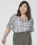 ベージュ