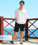 ブラック