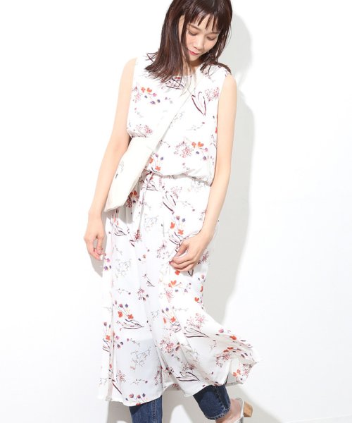 セール 70 Off フラワーノースリーブワンピース ビス Vis D Fashion セール 70 Off フラワーノースリーブワンピース ビス Vis D Fashion