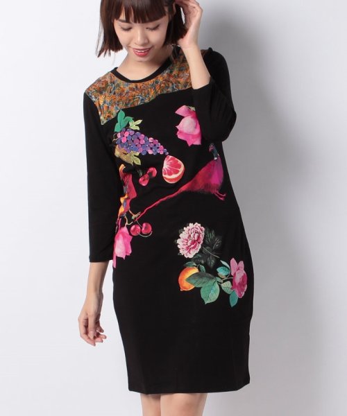 セール 60 Off Desigual デシグアル 長袖大柄プリントワンピース デシグアル Desigual D Fashion